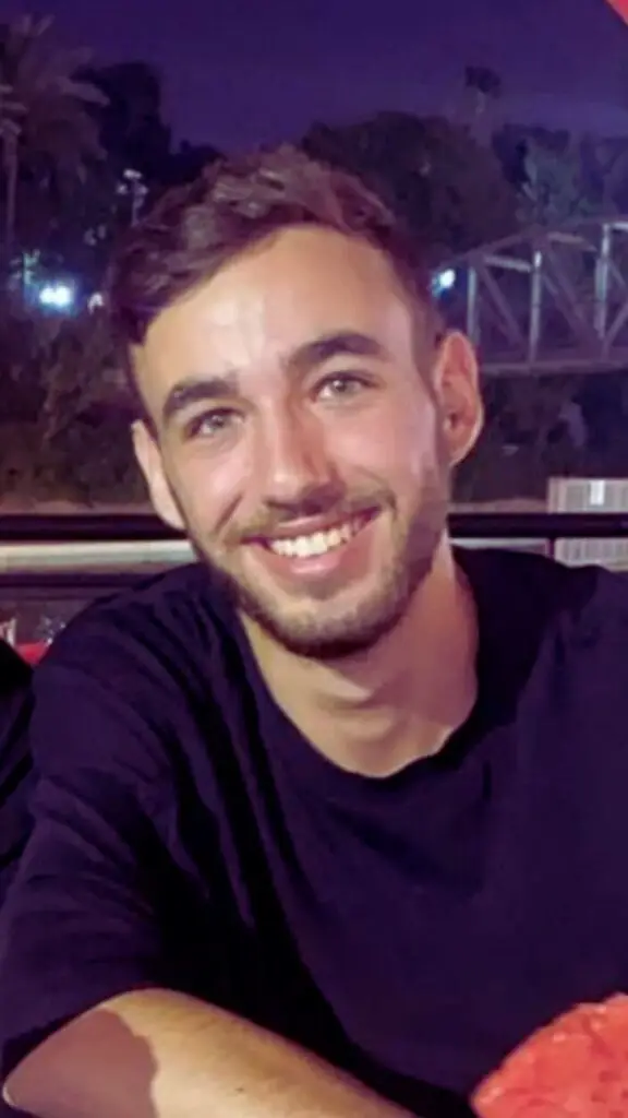 Ofek Ravia